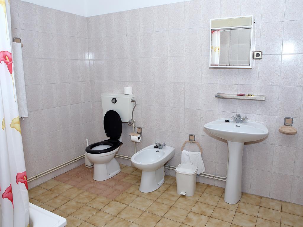 Residencial Albergaria Paredes de Coura Bagian luar foto